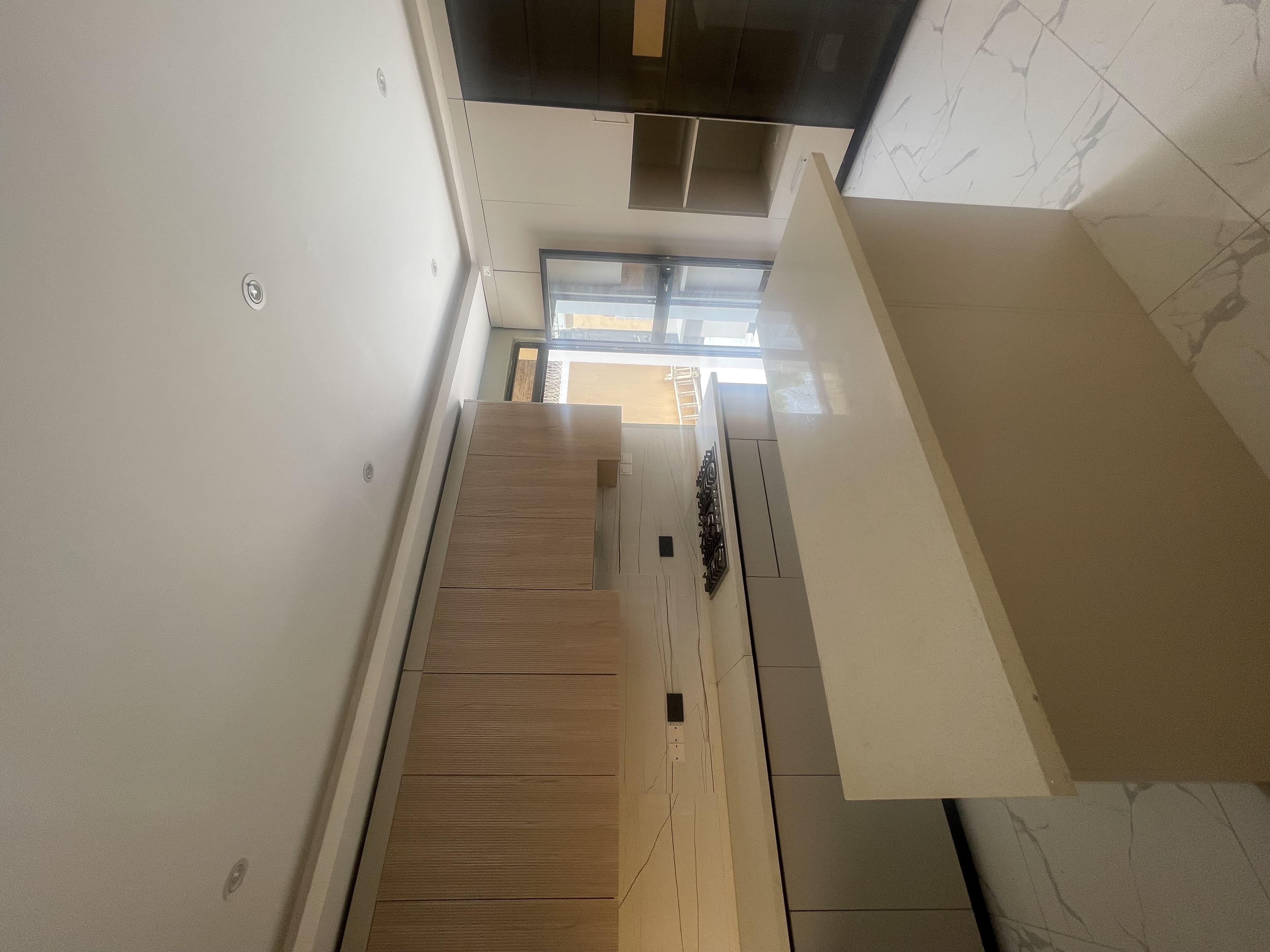 Villa for Sale – Nyakuron West