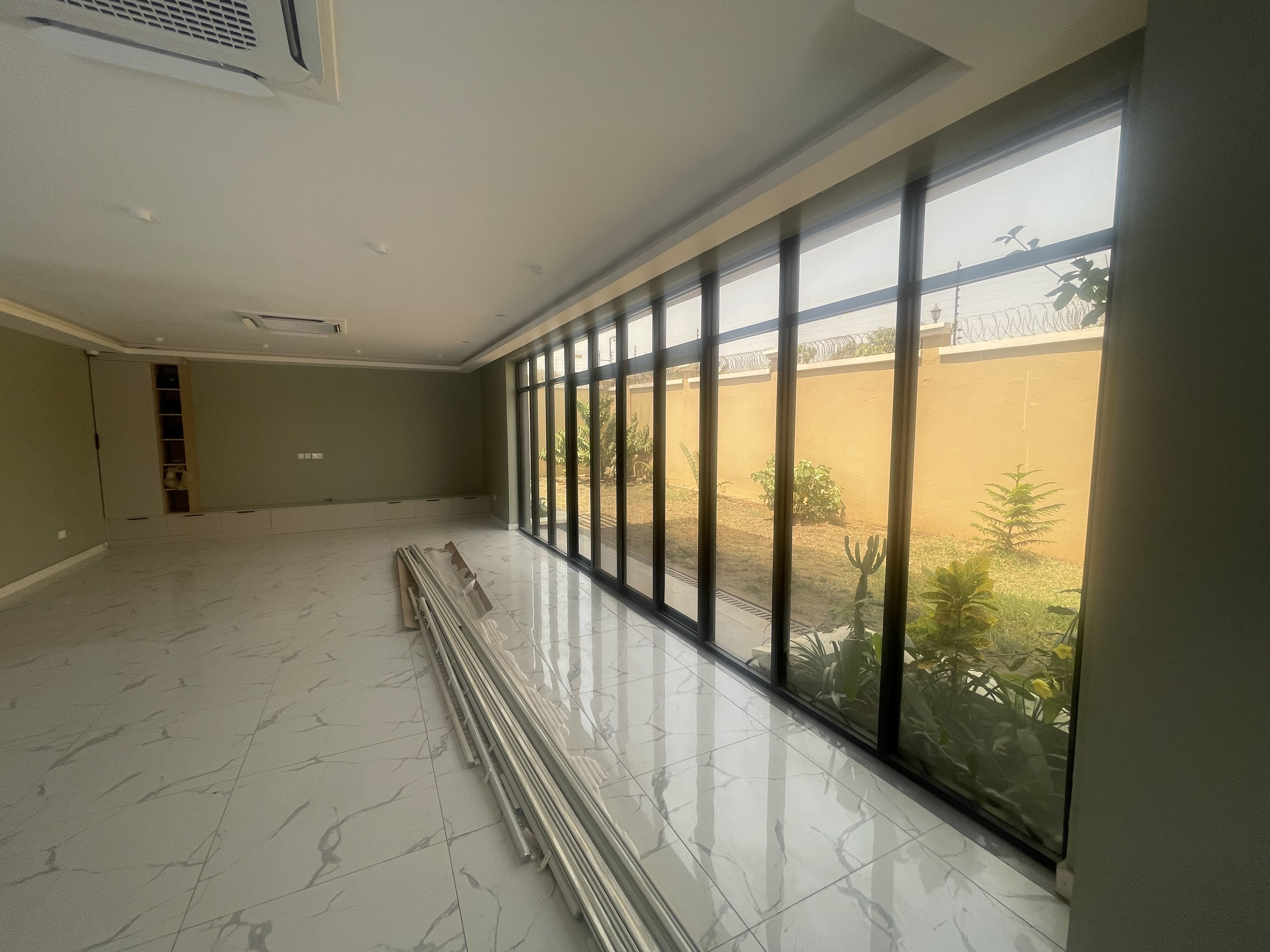 Villa for Sale – Nyakuron West
